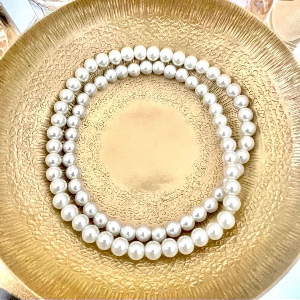 Faux pearl necklace